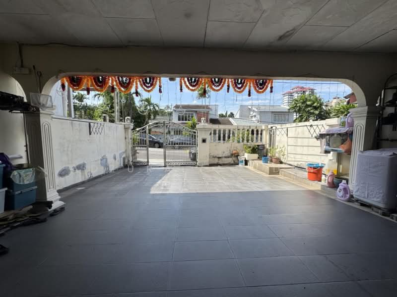 3-storey Terraced House for Sale in Taman Desa Seputeh (Seputeh) - Adzura Zamedin - Exterior - PropertyGuru.com.my