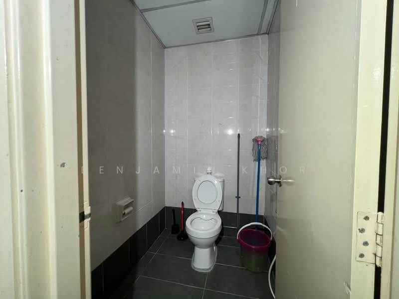 Shop / Office for Rent in Puchong (Selangor) - Benjamin Khor - Bathroom - PropertyGuru.com.my