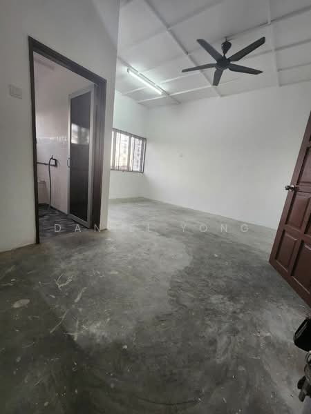 2-storey Terraced House for Sale in Taman Sri Kluang (Kluang) - Daniel Yong - Interior - PropertyGuru.com.my