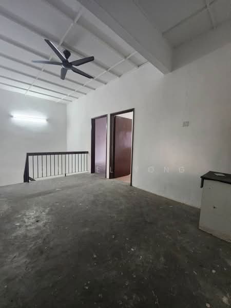 2-storey Terraced House for Sale in Taman Sri Kluang (Kluang) - Daniel Yong - Interior - PropertyGuru.com.my