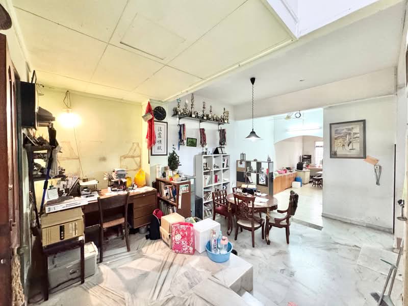 2-storey Terraced House for Sale in Taman Melawati (Ulu Kelang) - Shaziery Iskandar - Living Room - PropertyGuru.com.my