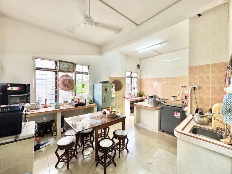 2-storey Terraced House for Sale in Taman Melawati (Ulu Kelang) - Shaziery Iskandar - Kitchen - PropertyGuru.com.my