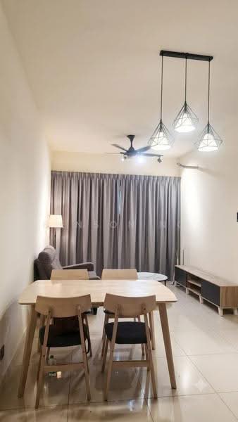 Kediaman Servis untuk Disewa di The Era @ Duta North - Benson Ng - Living Room - PropertyGuru.com.my