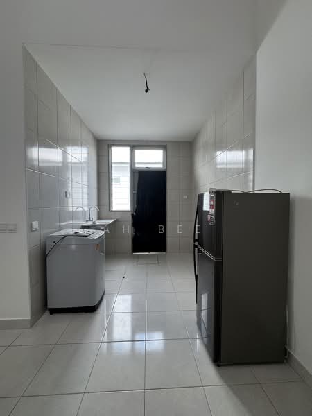 Rumah Teres untuk Disewa di Johor Bahru (Johor) - Ah Bee - Kitchen - PropertyGuru.com.my