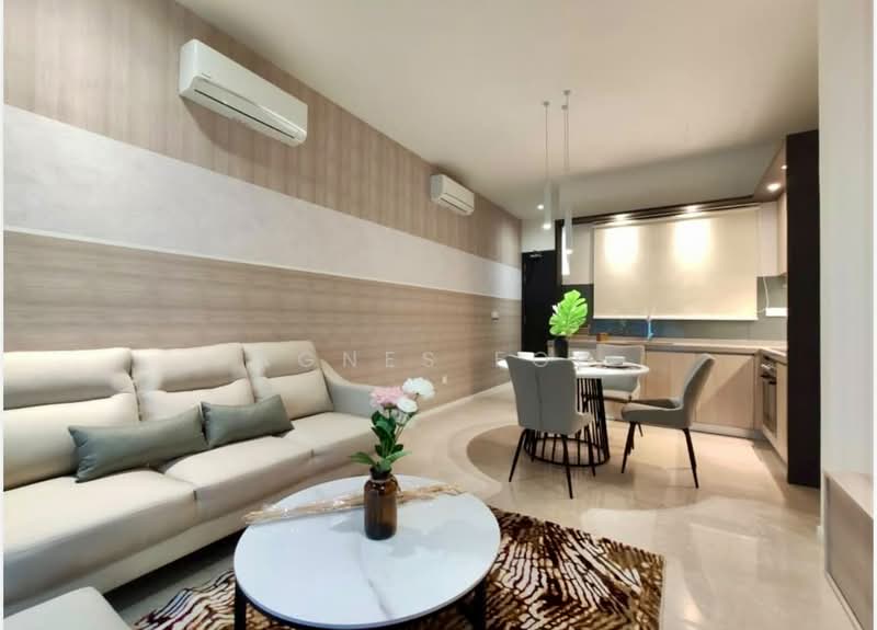 Servis Apartment untuk Disewa di 10 Stonor - Agnes Foo - Living Room - PropertyGuru.com.my