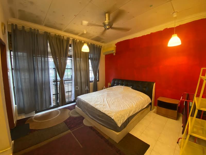 2-storey Terraced House for Sale in Skudai (Johor) - Ida Aziz - Bedroom - PropertyGuru.com.my