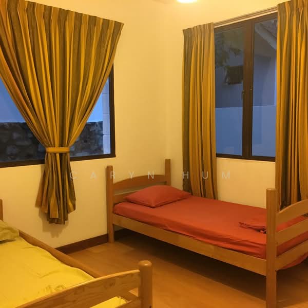 Bungalow for Rent in Batu Ferringhi (Penang) - Caryn Hum - Bedroom - PropertyGuru.com.my