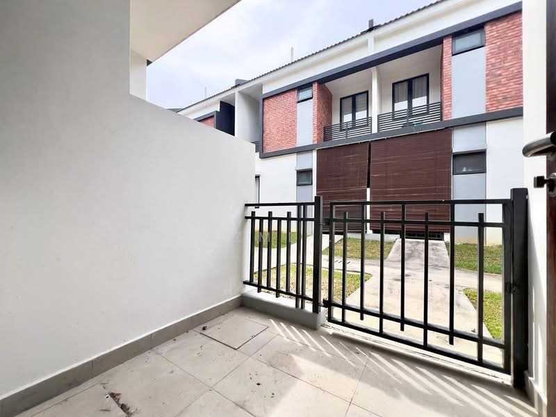 2-storey Terraced House for Sale in Elmina (Shah Alam) - Azmi . - PropertyGuru.com.my