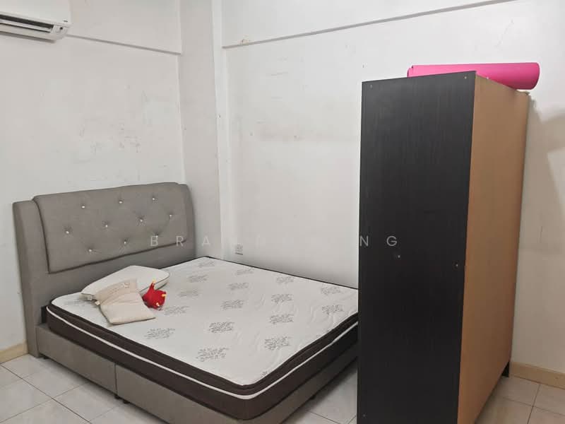 Kondominium untuk Disewa di Gold Coast Resort Condominium - Brandon Ng - Bedroom - PropertyGuru.com.my