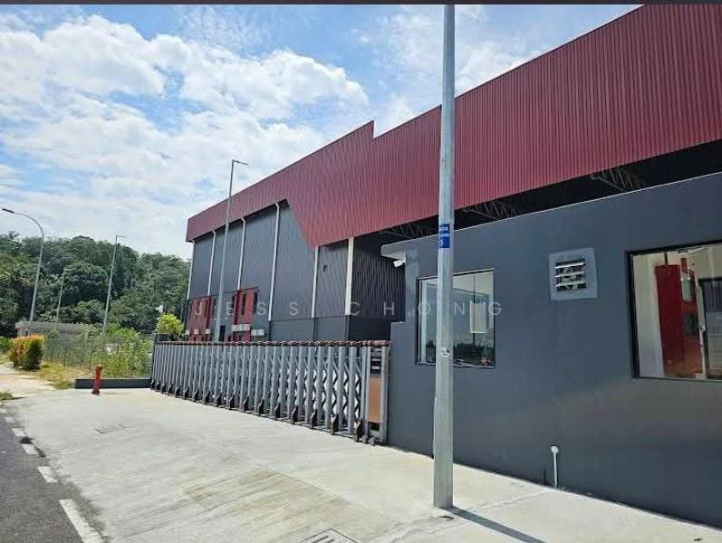 Gudang untuk Disewa di Seksyen U10 (Shah Alam) - Jess Chong - Exterior - PropertyGuru.com.my