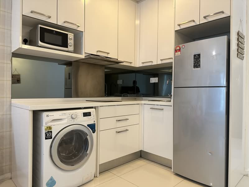 Servis Apartment untuk Disewa di Mercu Summer Suites - Jyne Lim - Kitchen - PropertyGuru.com.my