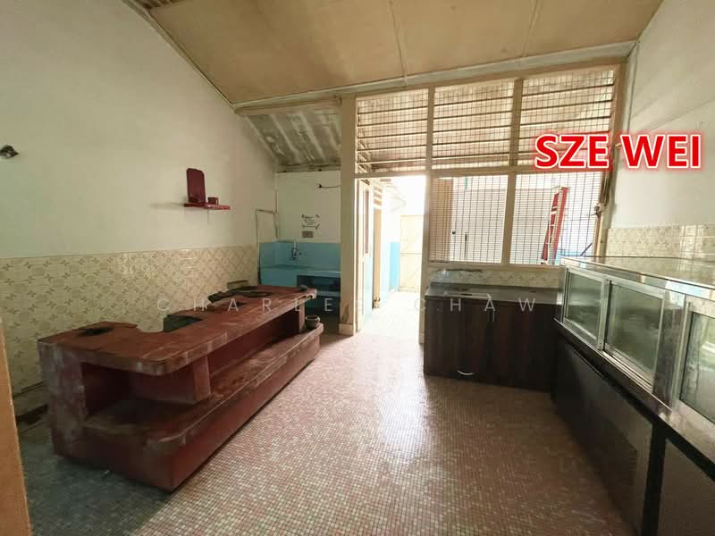 2-storey Terraced House for Sale in George Town (Penang) - Charles Chaw - Kitchen - PropertyGuru.com.my
