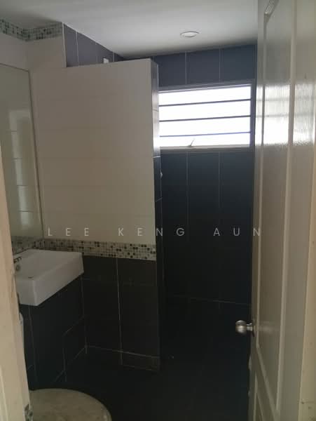 2-storey Terraced House for Sale in Bandar Bukit Raja (Klang) - Lee Keng Aun - Bathroom - PropertyGuru.com.my