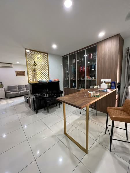 2.5-storey Terraced House for Rent in Bandar Country Homes (Rawang) - Teddy Saw - Living Room - PropertyGuru.com.my