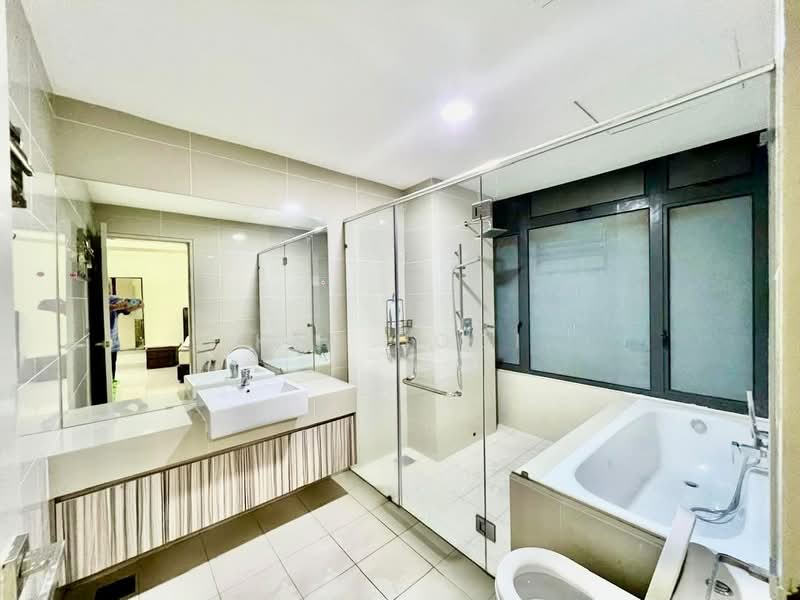 Kondominium untuk Disewa di Mirage By The Lake - Kar Hooi - Bathroom - PropertyGuru.com.my