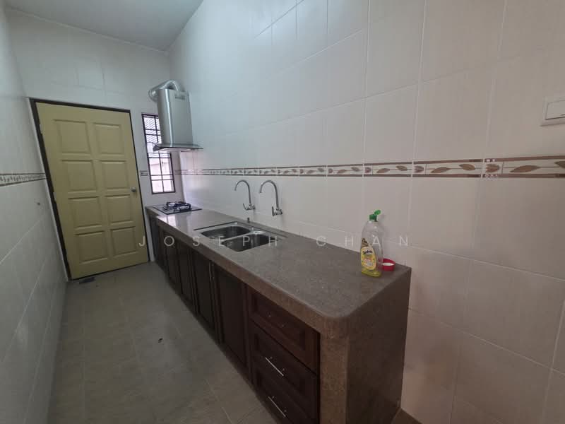 Rumah Berkembar untuk Dijual di Setia Impian (Setia Alam) - Joseph Chan - Kitchen - PropertyGuru.com.my