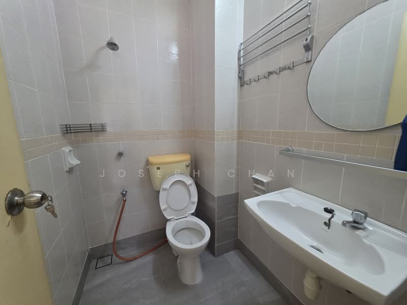 Rumah Berkembar untuk Dijual di Setia Impian (Setia Alam) - Joseph Chan - Bathroom - PropertyGuru.com.my