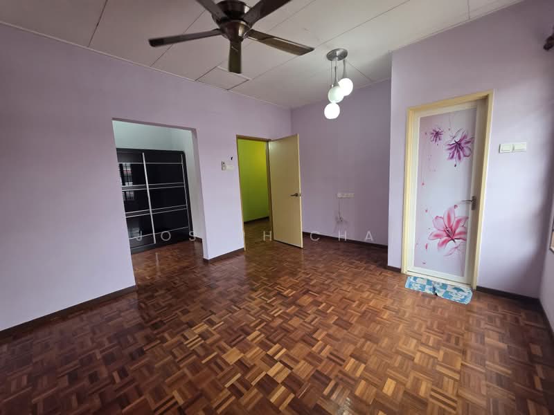 Rumah Berkembar untuk Dijual di Setia Impian (Setia Alam) - Joseph Chan - Living Room - PropertyGuru.com.my