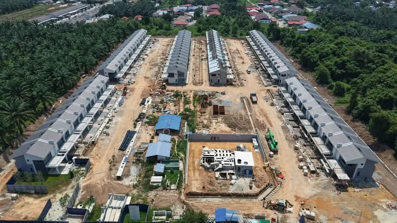2-storey Terraced House for Sale in Pulau Indah (Klang) - Atie Mohd Lotfie - Exterior - PropertyGuru.com.my