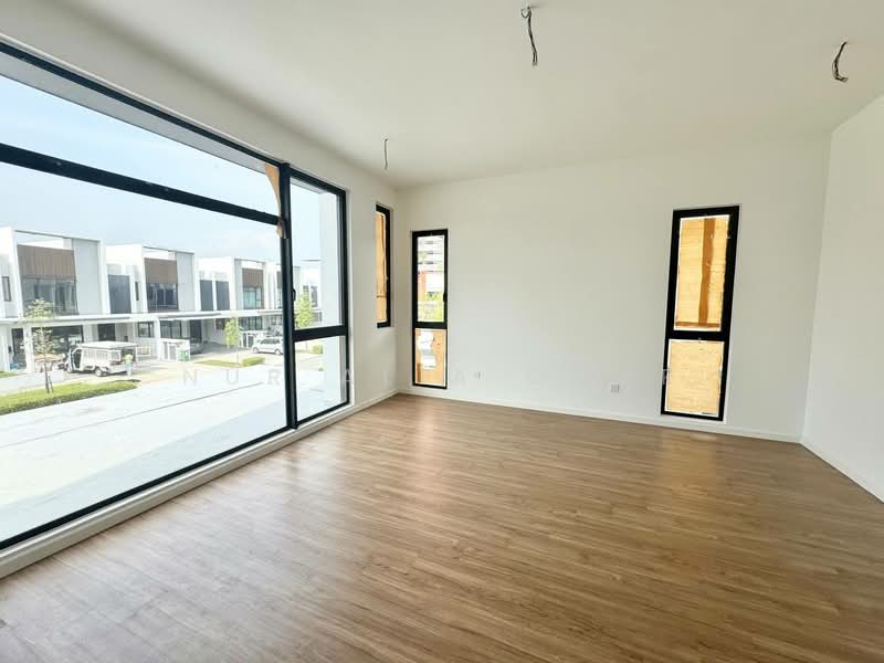 Banglo Pautan untuk Dijual di Petaling Jaya (Selangor) - Nur Alia Omar - Living Room - PropertyGuru.com.my