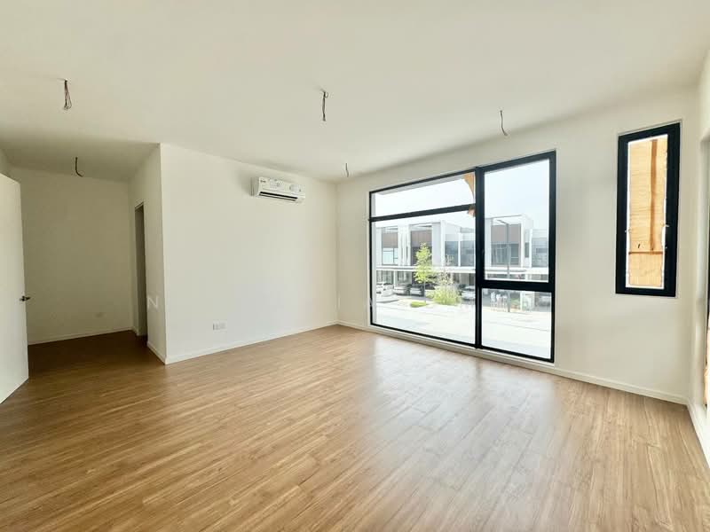 Banglo Pautan untuk Dijual di Petaling Jaya (Selangor) - Nur Alia Omar - Living Room - PropertyGuru.com.my