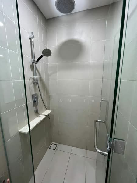 Servis Apartment untuk Disewa di The Ridge - Lilian Tan - Bathroom - PropertyGuru.com.my