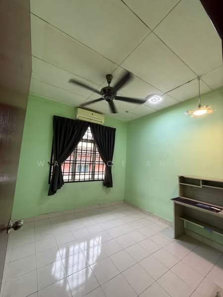 1-storey Terraced House for Sale in Bandar Uda Utama (Johor Bahru) - Wallace Ang - Bedroom - PropertyGuru.com.my