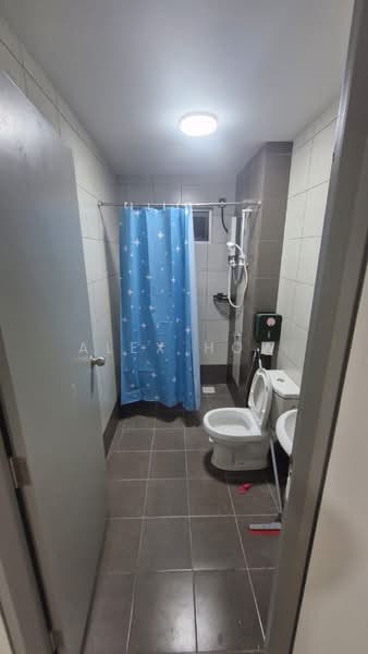 Servis Apartment untuk Disewa di One 49 Residence - Alex How - Bathroom - PropertyGuru.com.my