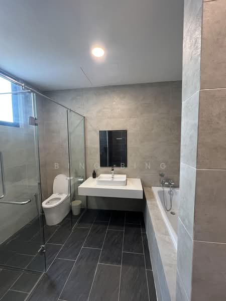 Kondominium untuk Disewa di Picasso Residence - Bing Bing - Bathroom - PropertyGuru.com.my