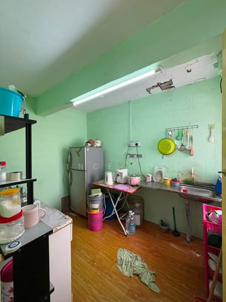 Flat for Sale at Stulang Laut - Vince Soo - Kitchen - PropertyGuru.com.my