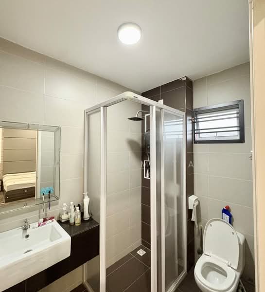 2-storey Terraced House for Sale in Mutiara Rini (Skudai) - William Tay - Bathroom - PropertyGuru.com.my