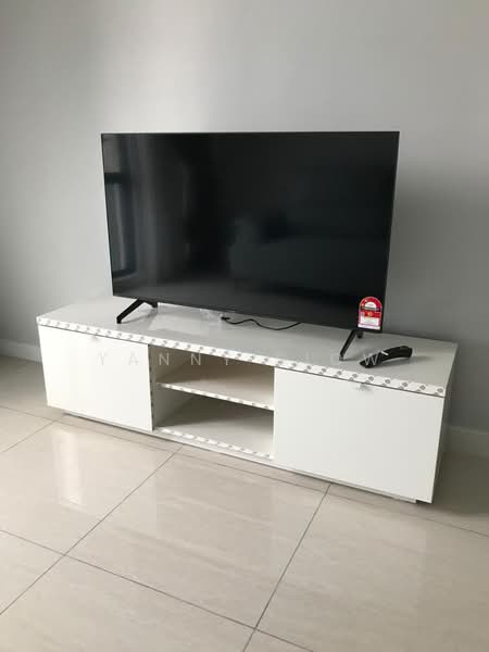Servis Apartment untuk Disewa di The Sentral Suites - Yanny Siow - Living Room - PropertyGuru.com.my