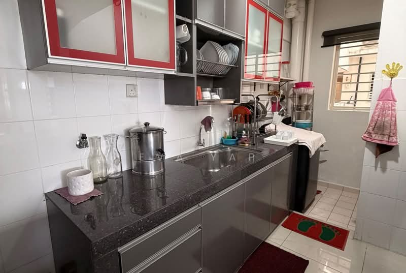 Kondominium untuk Disewa di Casa Idaman - Eva Yap - Kitchen - PropertyGuru.com.my