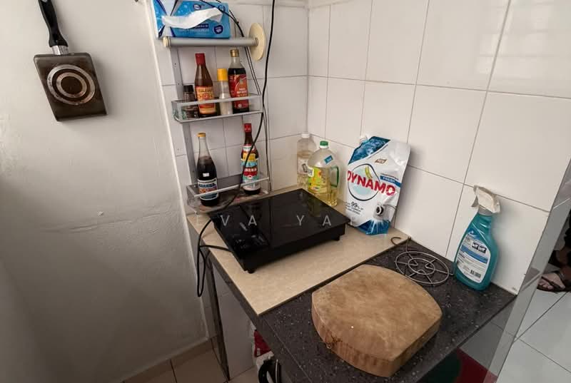 Kondominium untuk Disewa di Casa Idaman - Eva Yap - Kitchen - PropertyGuru.com.my