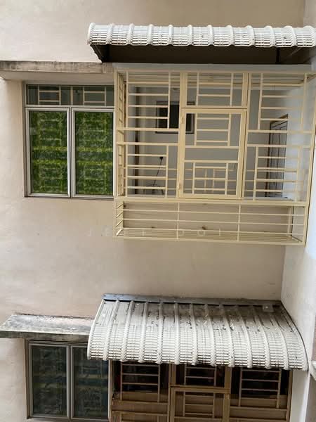 Pangsapuri untuk Dijual di Krystal Suria - Jeff Ooi - Exterior - PropertyGuru.com.my