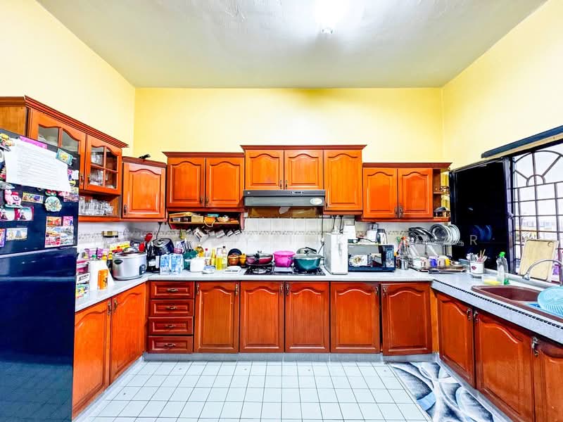 2-storey Terraced House for Sale in Ampang Jaya (Ampang) - Shaziery Iskandar - Kitchen - PropertyGuru.com.my