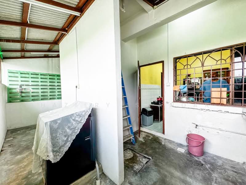 2-storey Terraced House for Sale in Ampang Jaya (Ampang) - Shaziery Iskandar - Kitchen - PropertyGuru.com.my