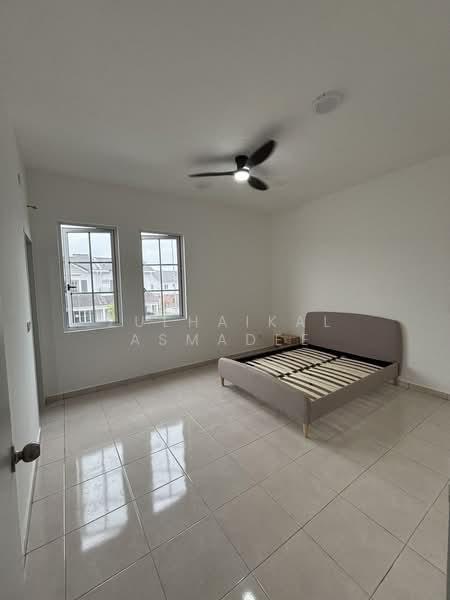 Rumah Teres untuk Disewa di Sepang (Selangor) - Zulhaikal Asmadee - Bedroom - PropertyGuru.com.my
