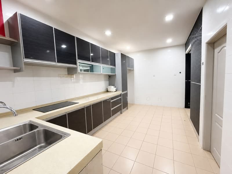 Rumah Berkembar untuk Dijual di Taman Sejati (Klang) - James Teoh - Kitchen - PropertyGuru.com.my