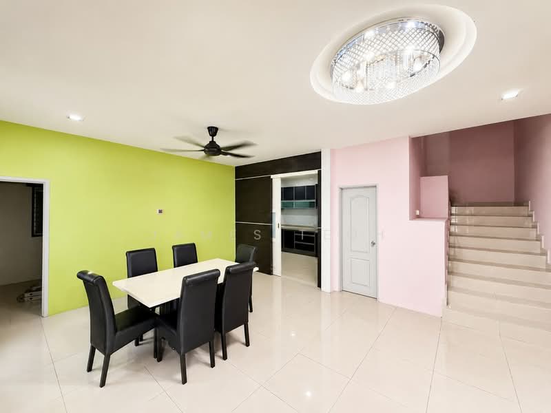 Rumah Berkembar untuk Dijual di Taman Sejati (Klang) - James Teoh - Dining Room - PropertyGuru.com.my
