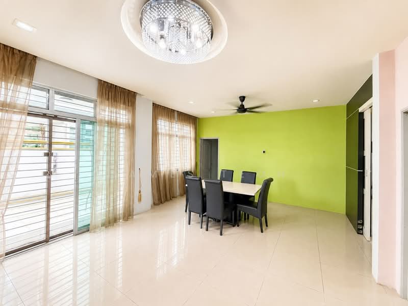 Rumah Berkembar untuk Dijual di Taman Sejati (Klang) - James Teoh - Dining Room - PropertyGuru.com.my