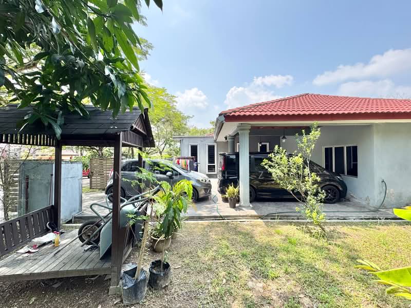 Bungalow for Sale in Seri Kembangan (Selangor) - Nurul Izza - PropertyGuru.com.my
