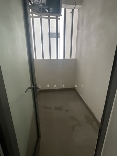 Condominium for Sale at Vivo Residential Suites - Jannah Ali - Balcony - PropertyGuru.com.my