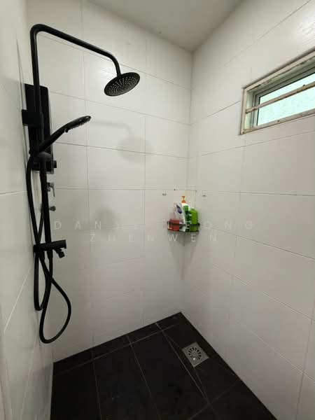 2-storey Terraced House for Rent in Taman Seri Bahagia (Cheras) - Dante Leong Zhenwen - Bathroom - PropertyGuru.com.my