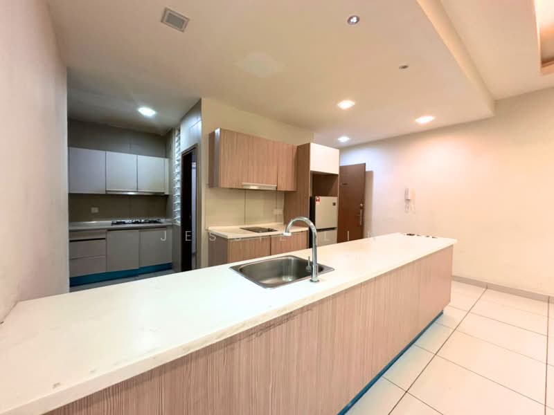 Condominium for Sale at Sri Putramas III / Royal Regent - Jessie Lin - Kitchen - PropertyGuru.com.my