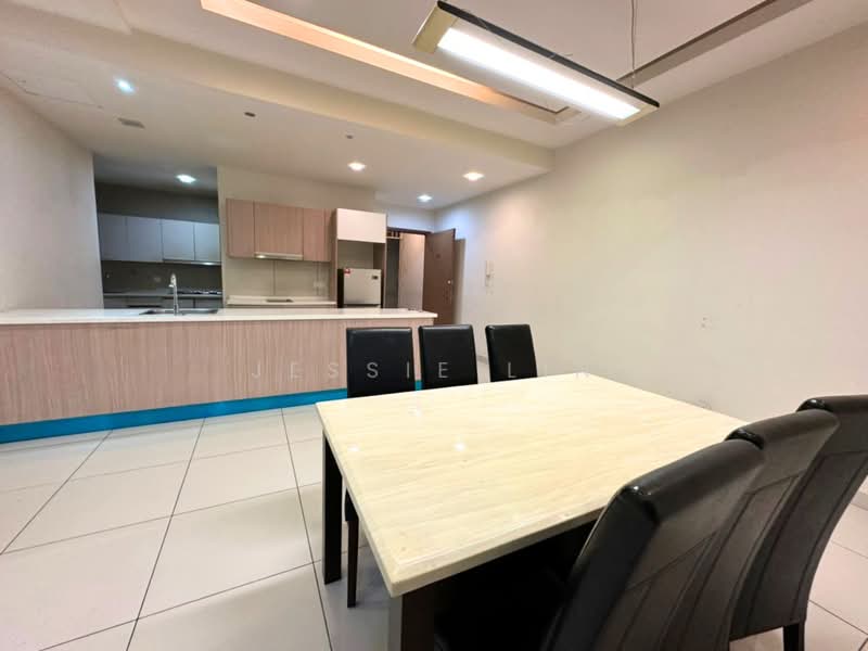 Condominium for Sale at Sri Putramas III / Royal Regent - Jessie Lin - Kitchen - PropertyGuru.com.my