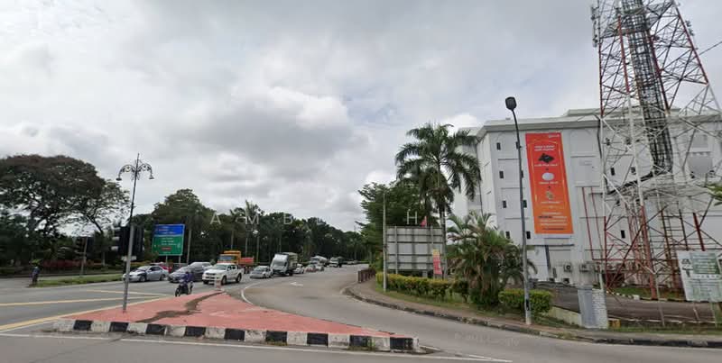 Shop / Office for Sale in Taman Bintang Utama (Senai) - Amber Hew - Exterior - PropertyGuru.com.my