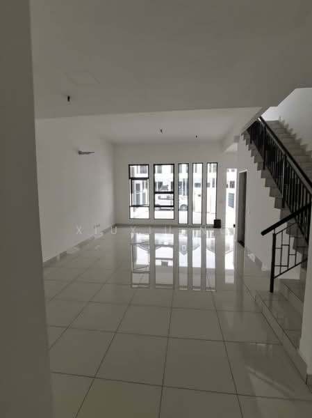 2-storey Terraced House for Sale in Setia Tropika (Johor Bahru) - Xiuxiu Ng - Living Room - PropertyGuru.com.my