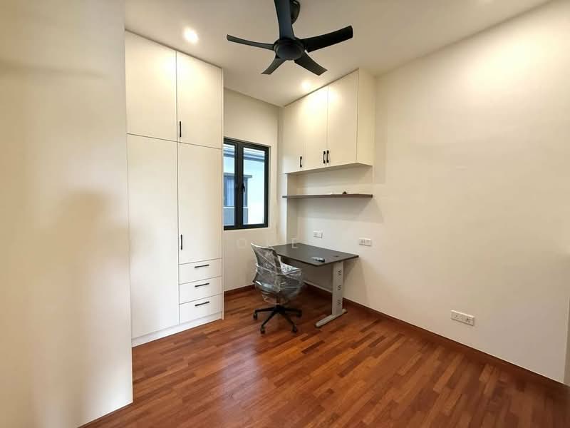 Semi-Detached House for Sale in Shah Alam (Selangor) - Loke . - Study - PropertyGuru.com.my