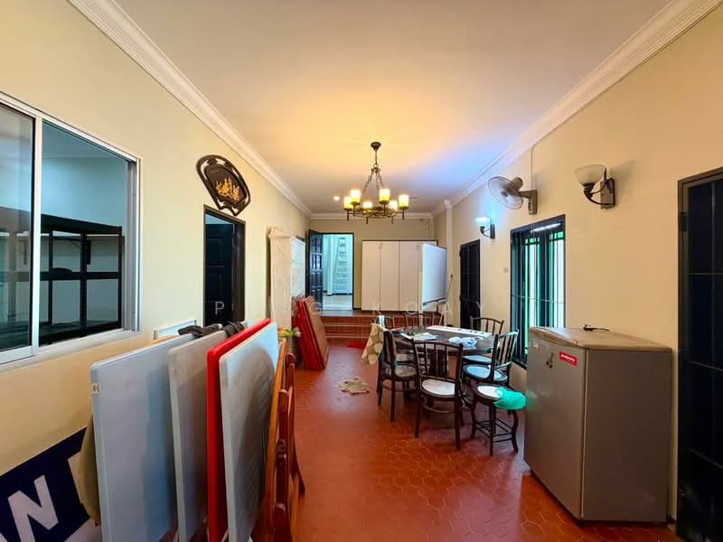Rumah Berkembar untuk Dijual di Fettes Park (Tanjung Tokong) - Ping Koay - Dining Room - PropertyGuru.com.my